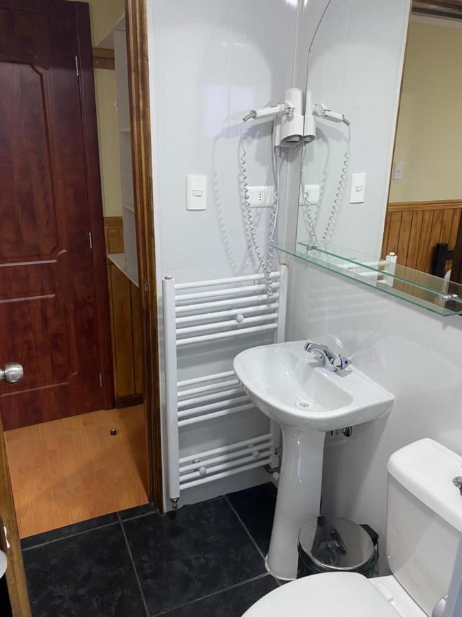 Hostal America En Пуэрто-Наталес Экстерьер фото