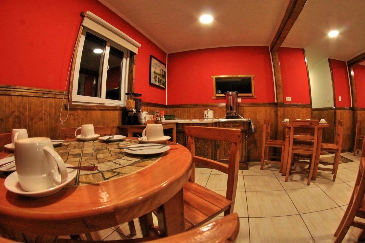 Hostal America En Пуэрто-Наталес Экстерьер фото