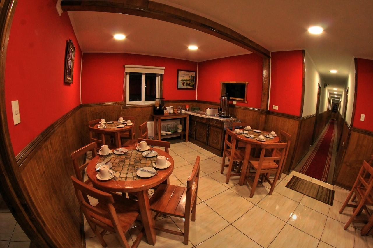 Hostal America En Пуэрто-Наталес Экстерьер фото